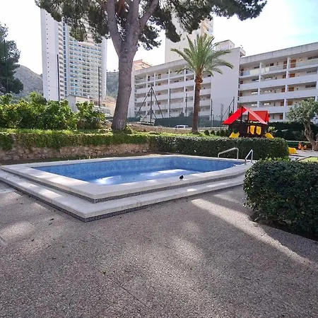 Playmon Park 16 If *